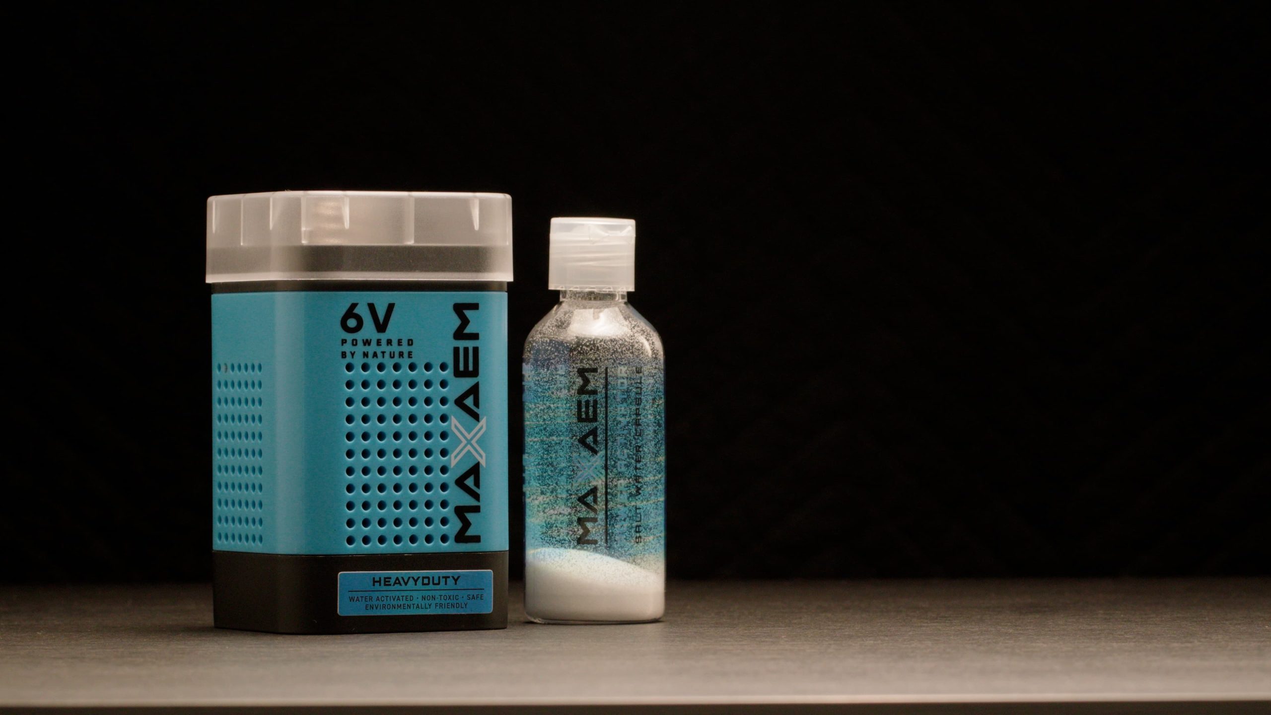 MaxAem 6V battery with salt container